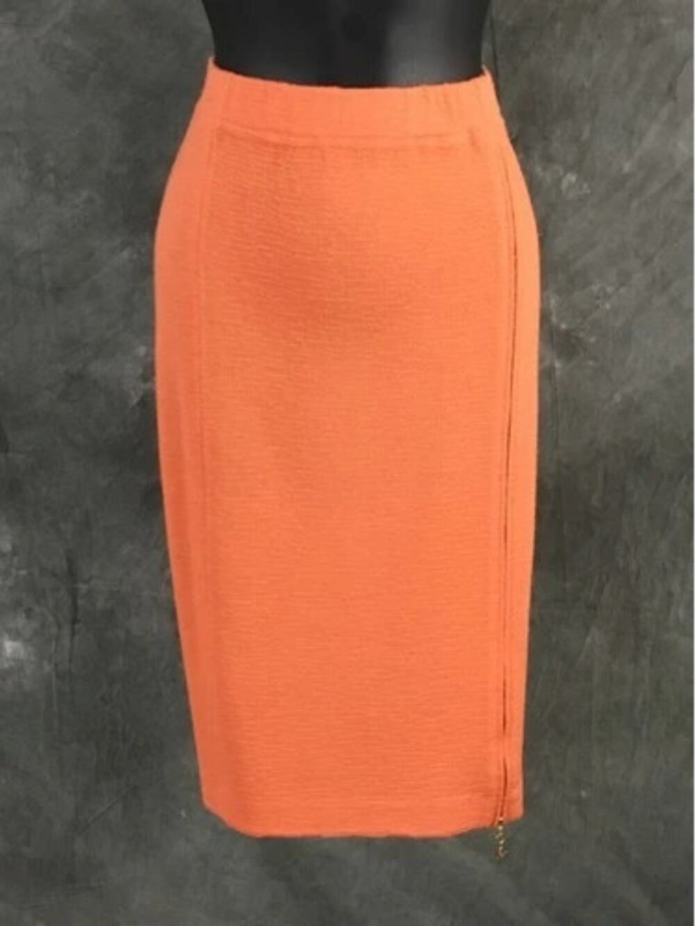 BEAUTIFUL St John collection knit orange jacket skirt suit size 8 - Picture 7 of 9